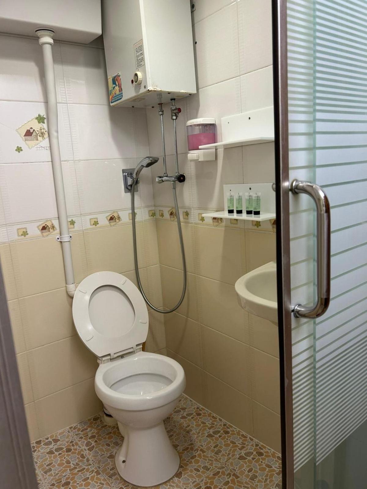 Holiday Guest House Hong Kong Exterior photo